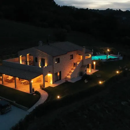 Casalfarano Vakantieboerderij *