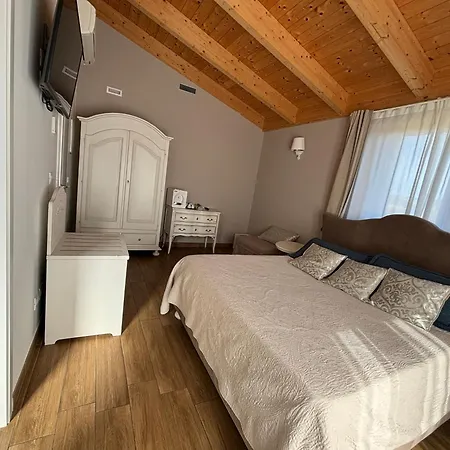 Alloggio per agriturismo Casalfarano Cupra Marittima